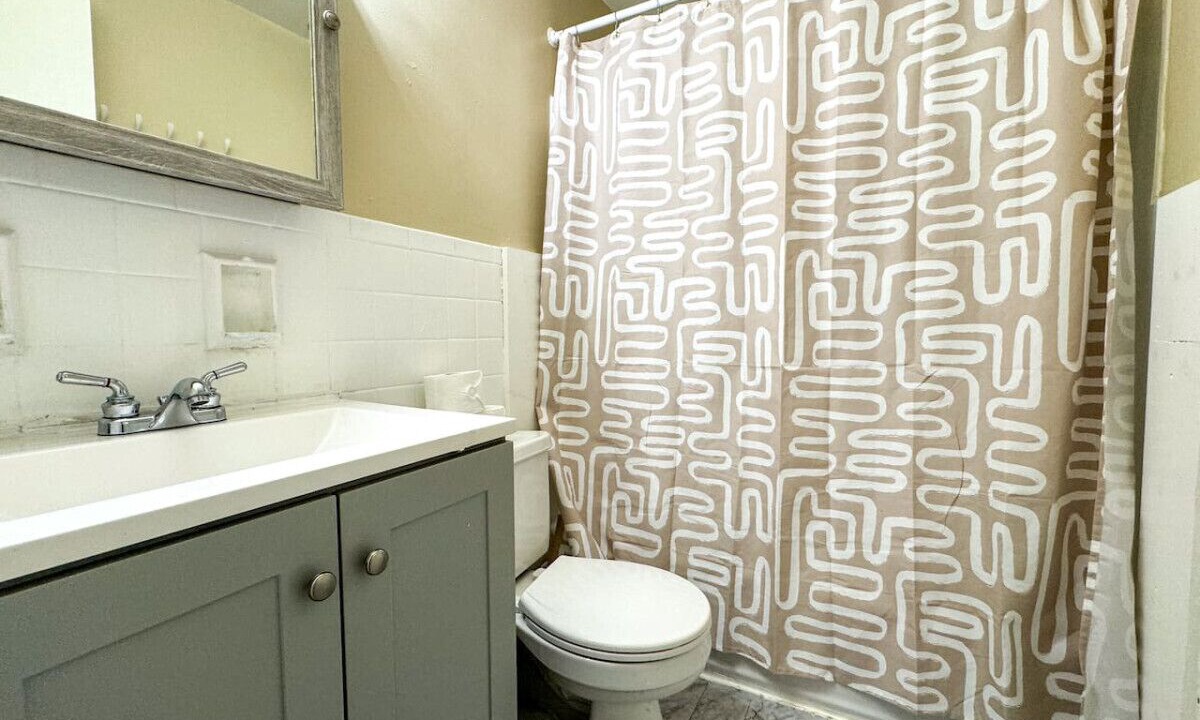 Photo of Bathroom in Mount Oliver