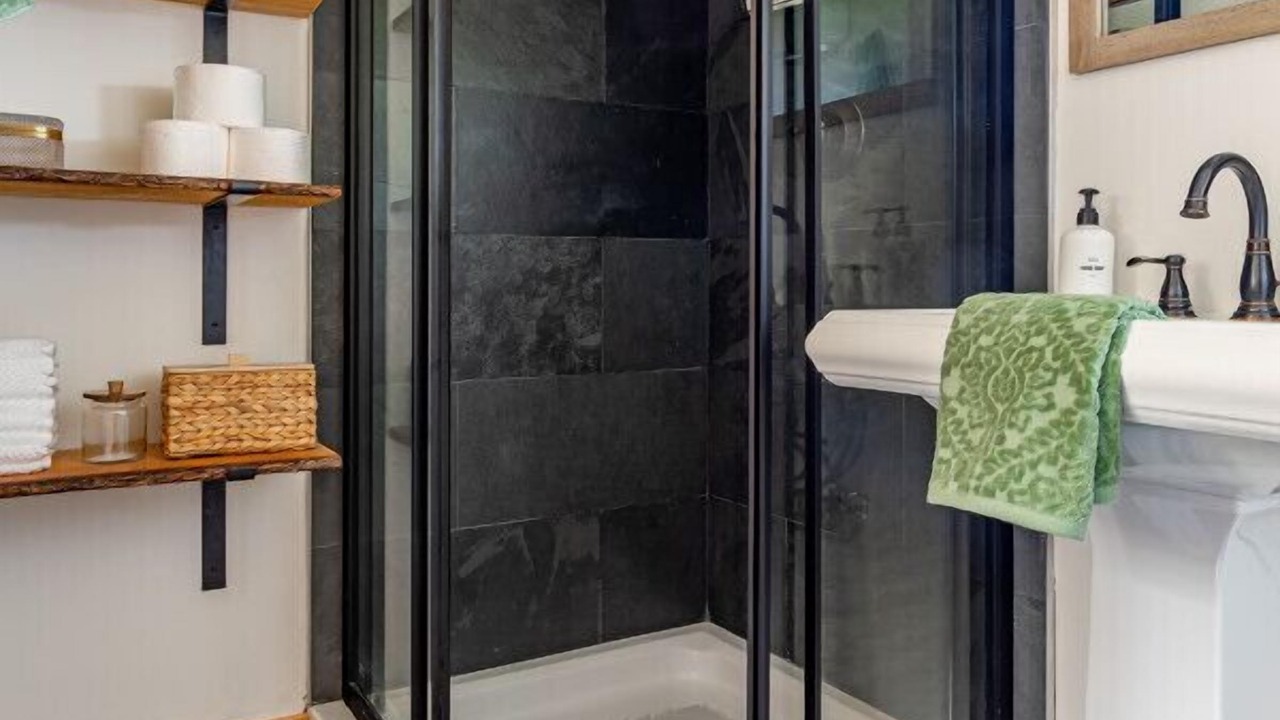 Photo of Bathroom in Parksville