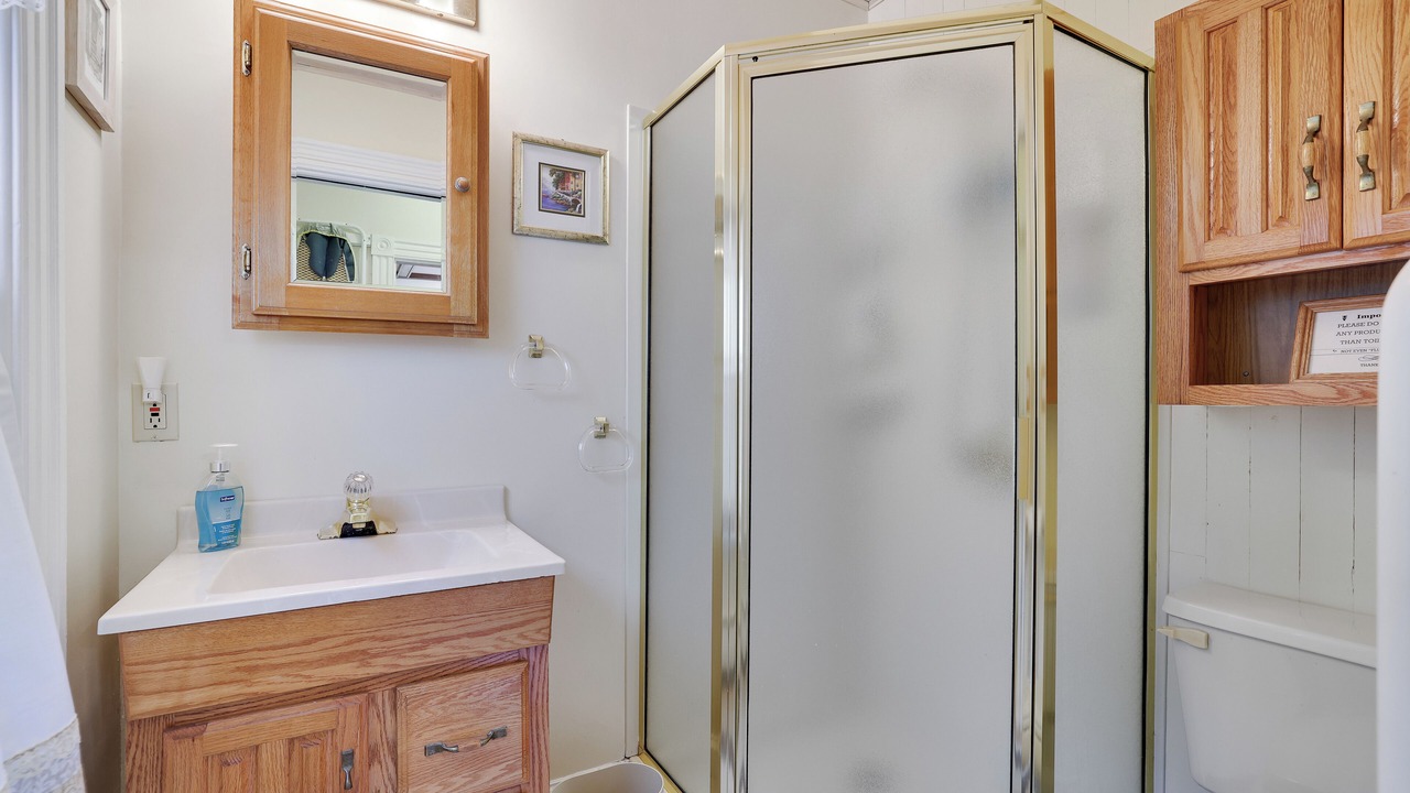 Photo of Bathroom in Beach Lake