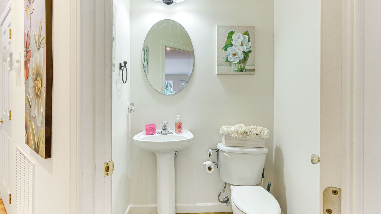Photo of Bathroom in Robinwood