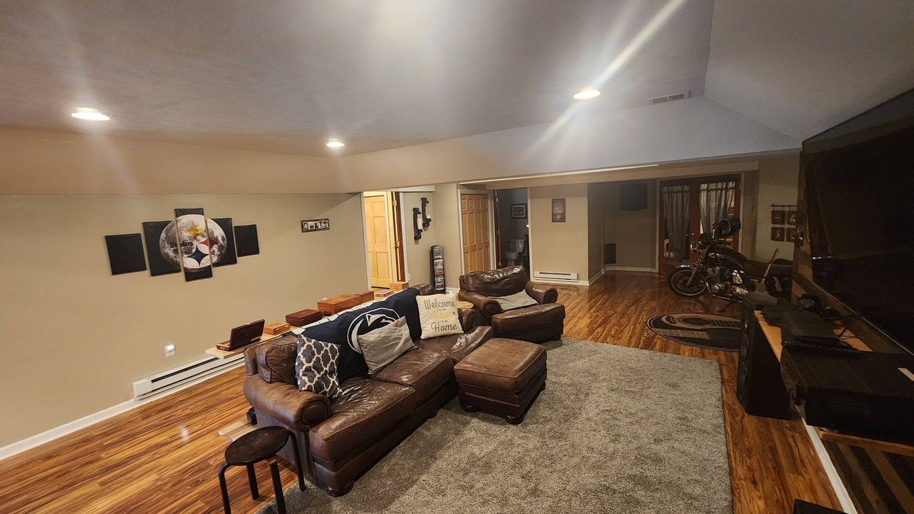 Photo of Livingroom in Joffre