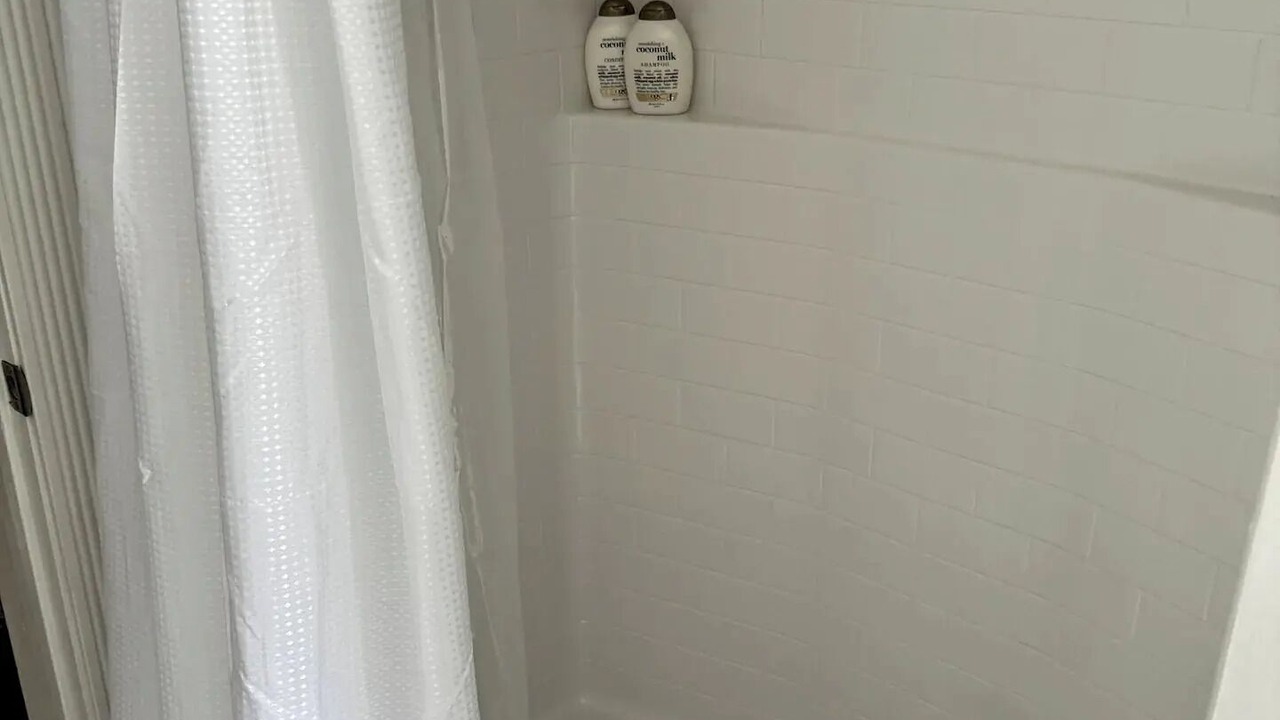 Photo of Bathroom in Tennerton