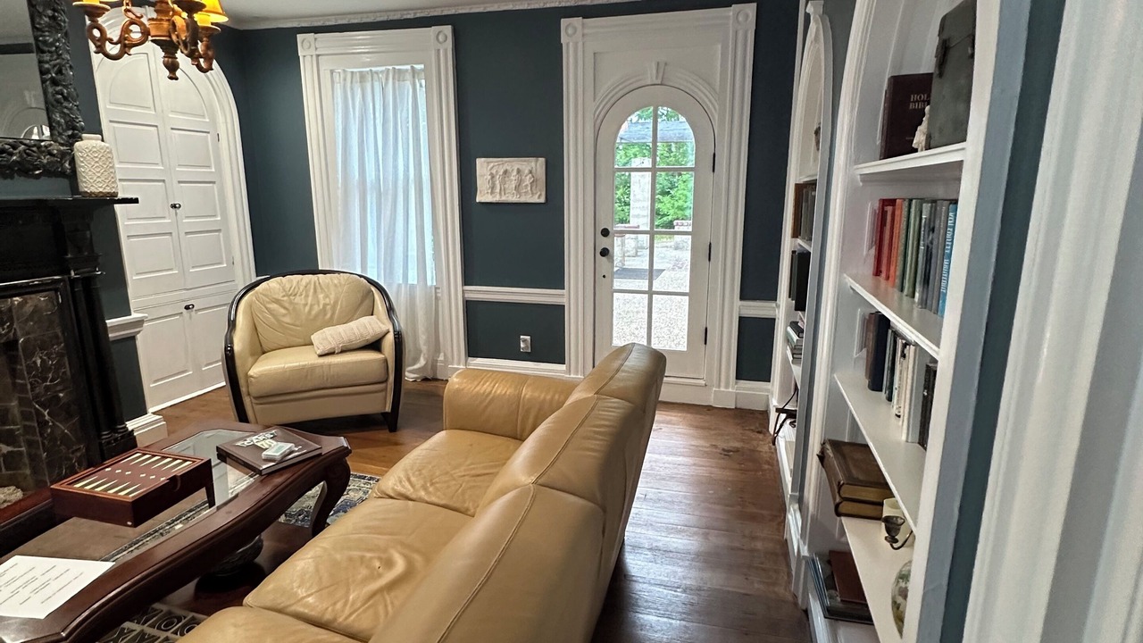 Photo of Livingroom in Westford