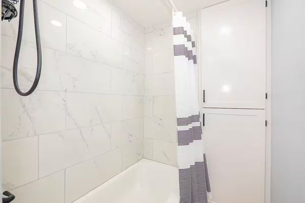 Photo of Bathroom in Downtown Baltimore