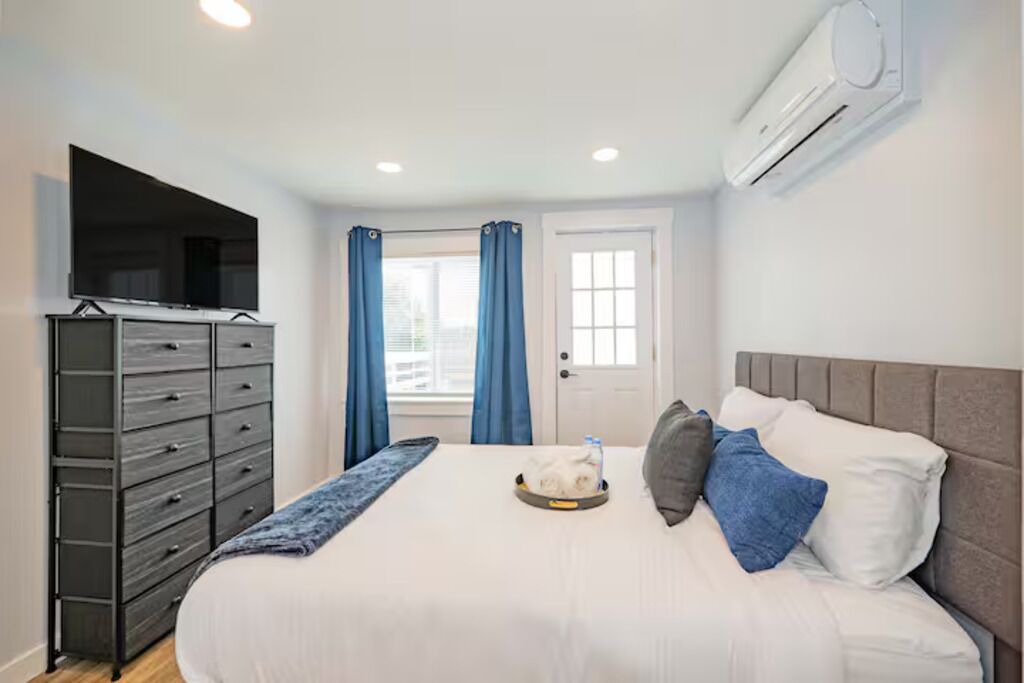 Photo of Bedroom in Downtown Baltimore