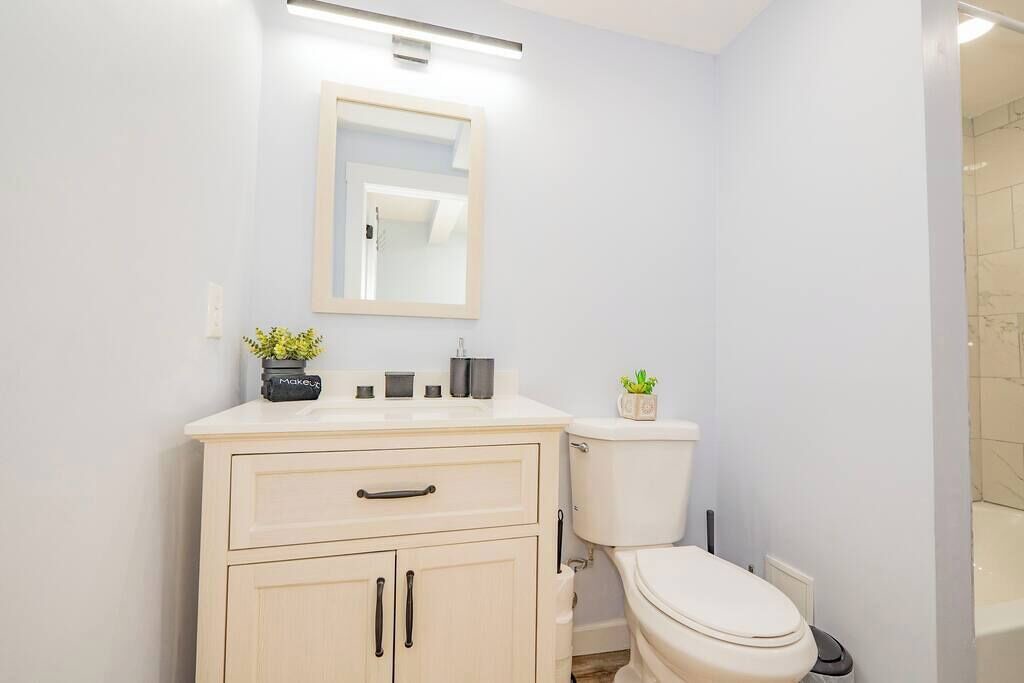 Photo of Bathroom in Downtown Baltimore