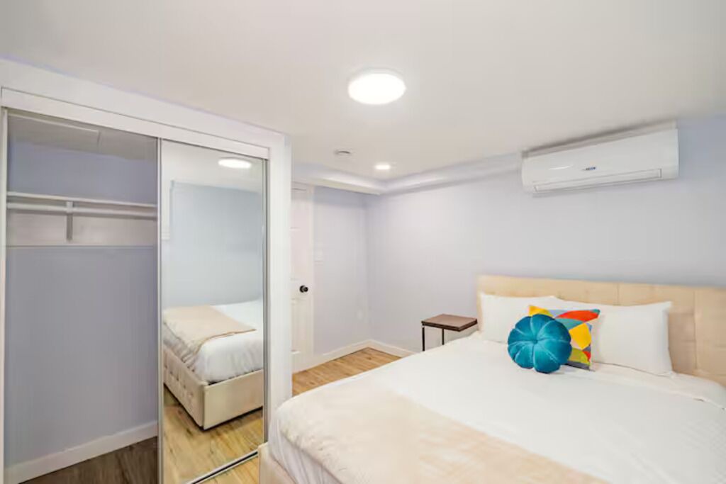 Photo of Bedroom in Downtown Baltimore