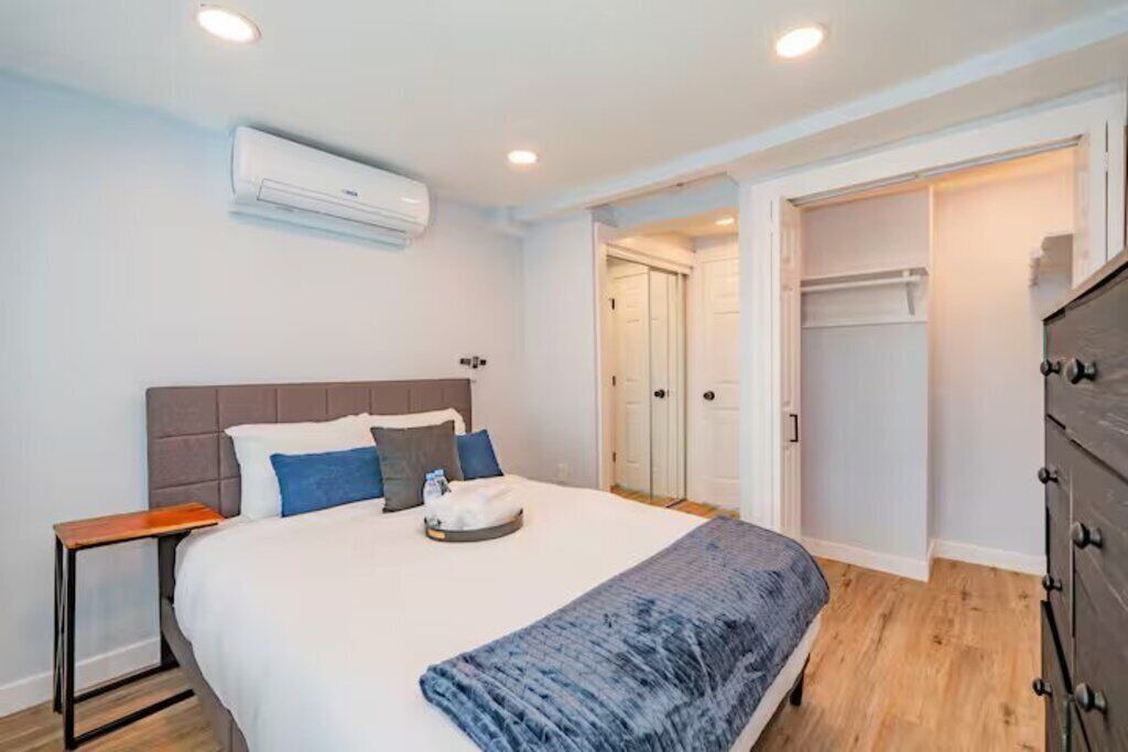 Photo of Bedroom in Downtown Baltimore