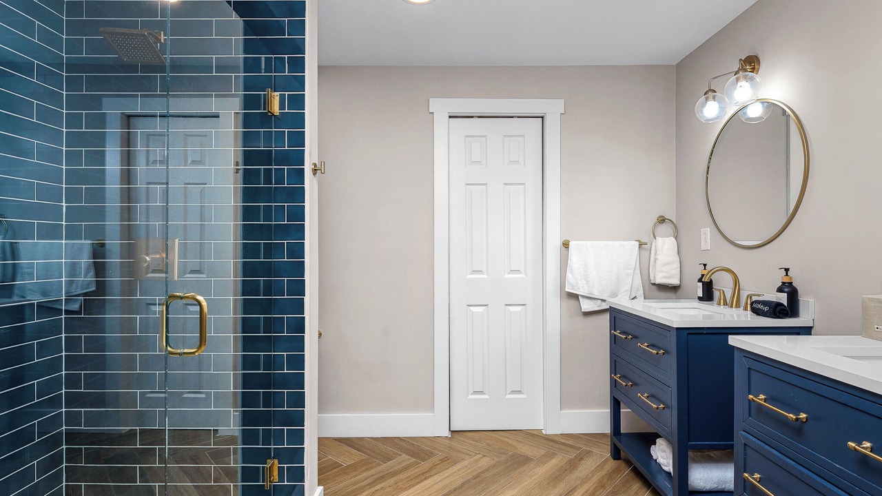 Photo of Bathroom in Shelbyville