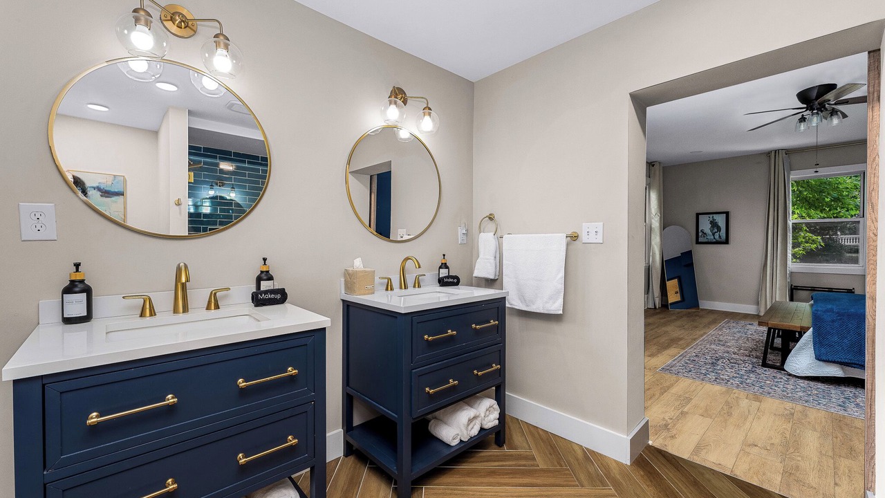 Photo of Bathroom in Shelbyville