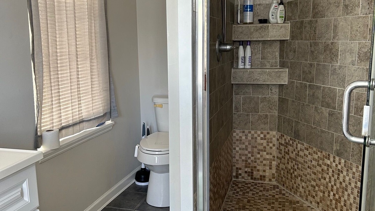 Photo of Bathroom in Roxborough-Manayunk