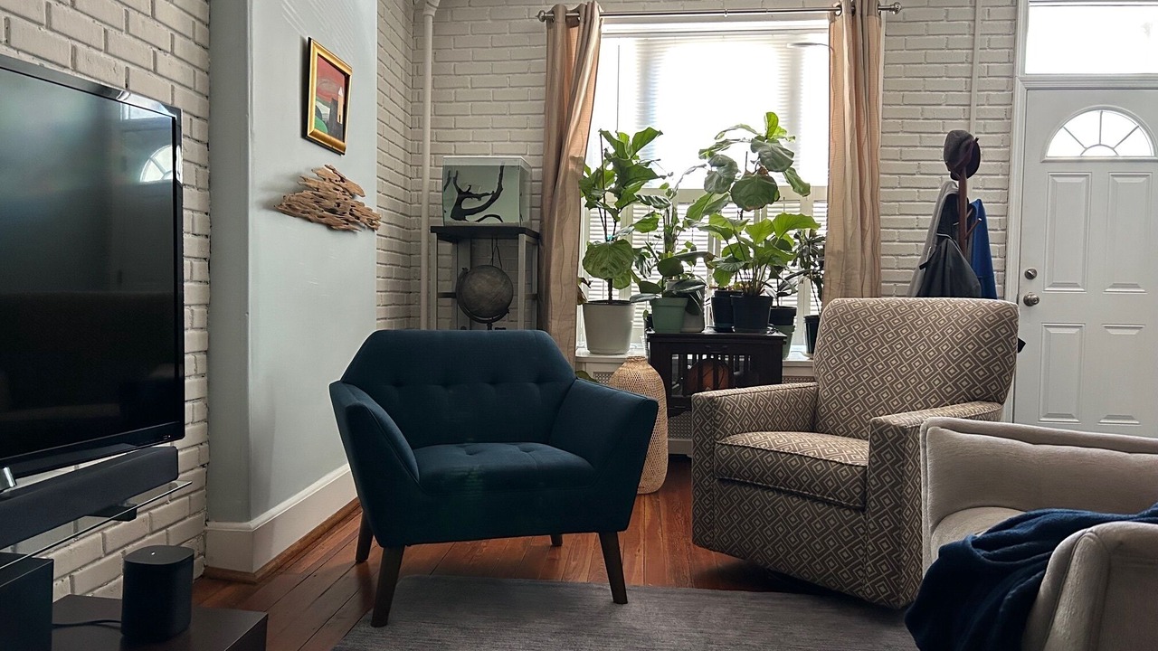 Photo of Livingroom in Roxborough-Manayunk