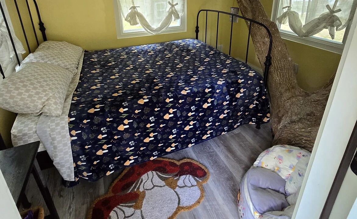Photo of Bedroom in Oregonia