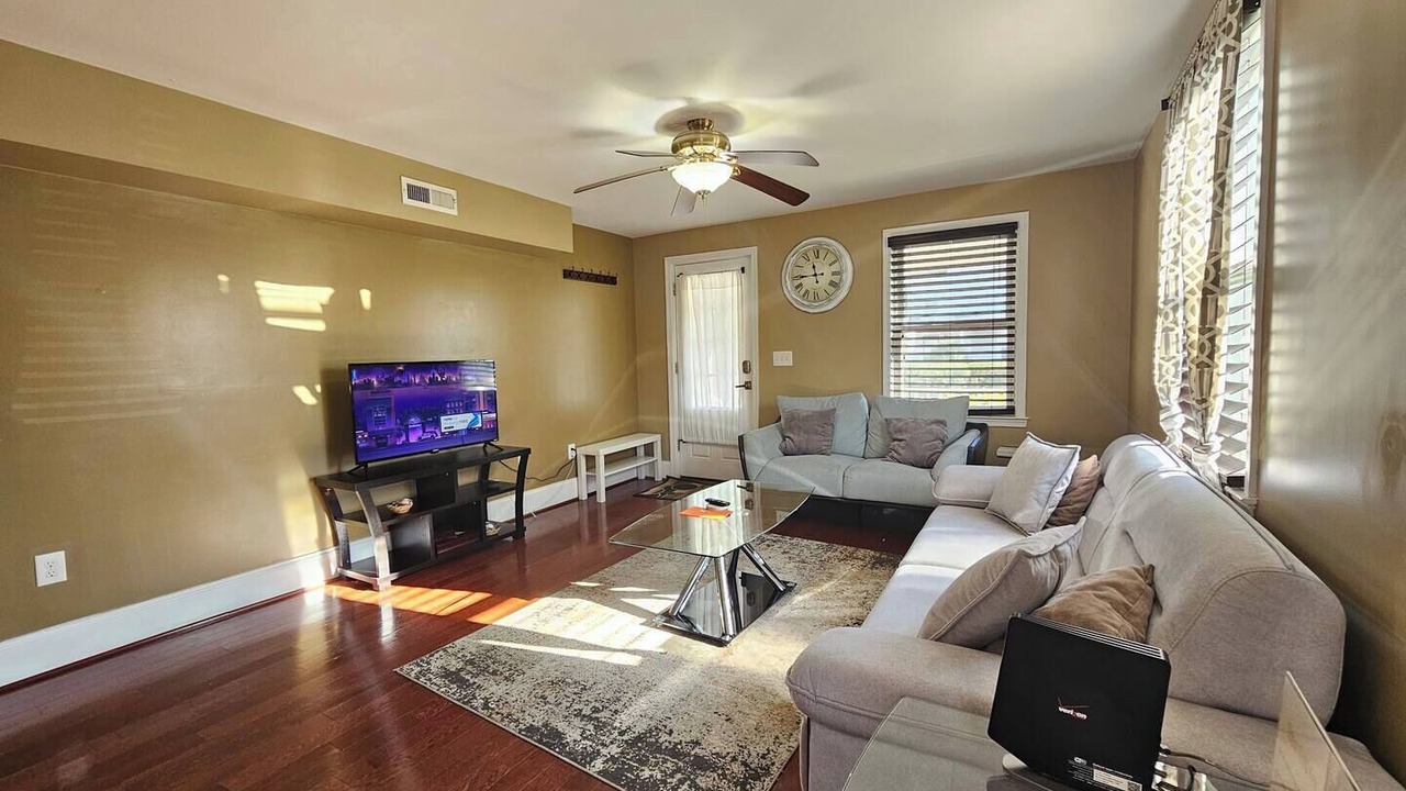 Photo of Livingroom in Towson