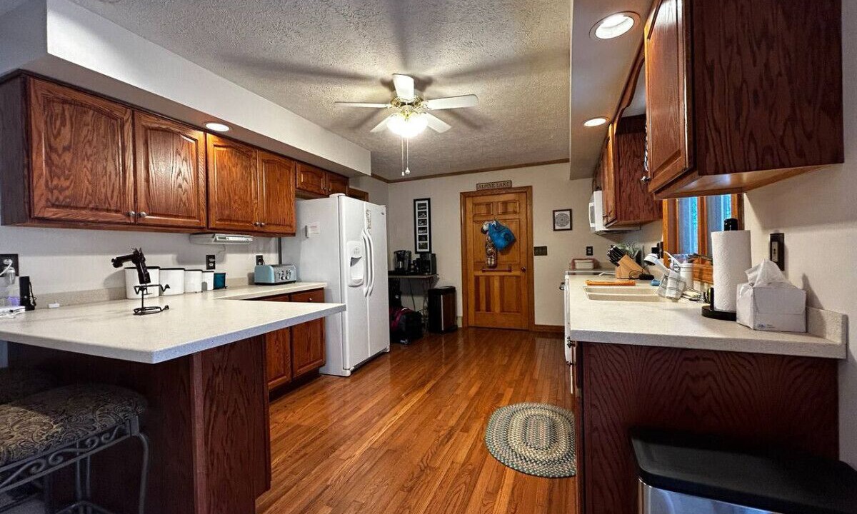 Photo of Kitchen in Alpine Lake