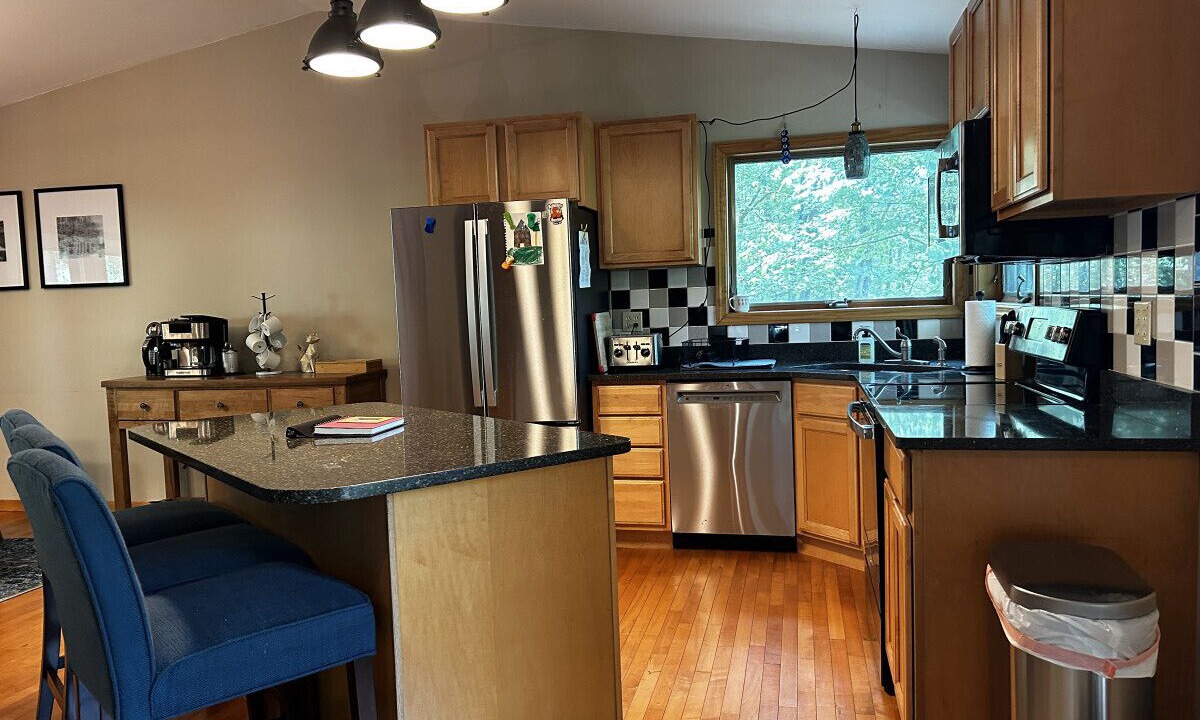 Photo of Kitchen in Alpine Lake