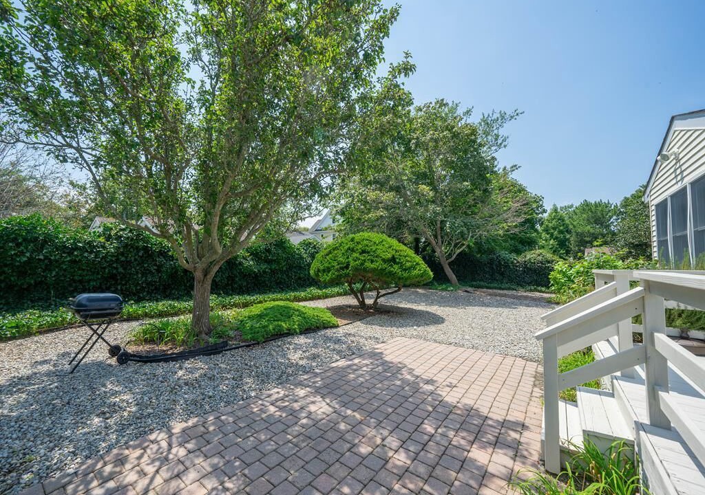 Photo of Outdoor in Village Green