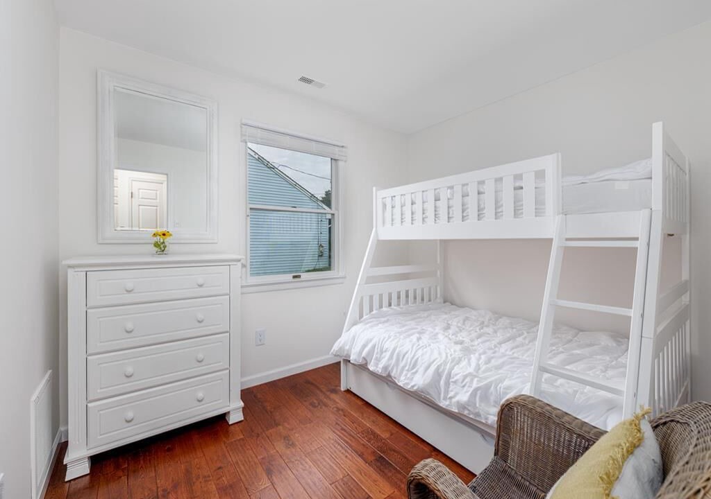 Photo of Bedroom in Village Green