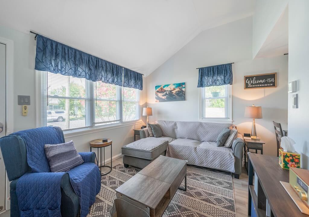 Photo of Livingroom in North Cape May