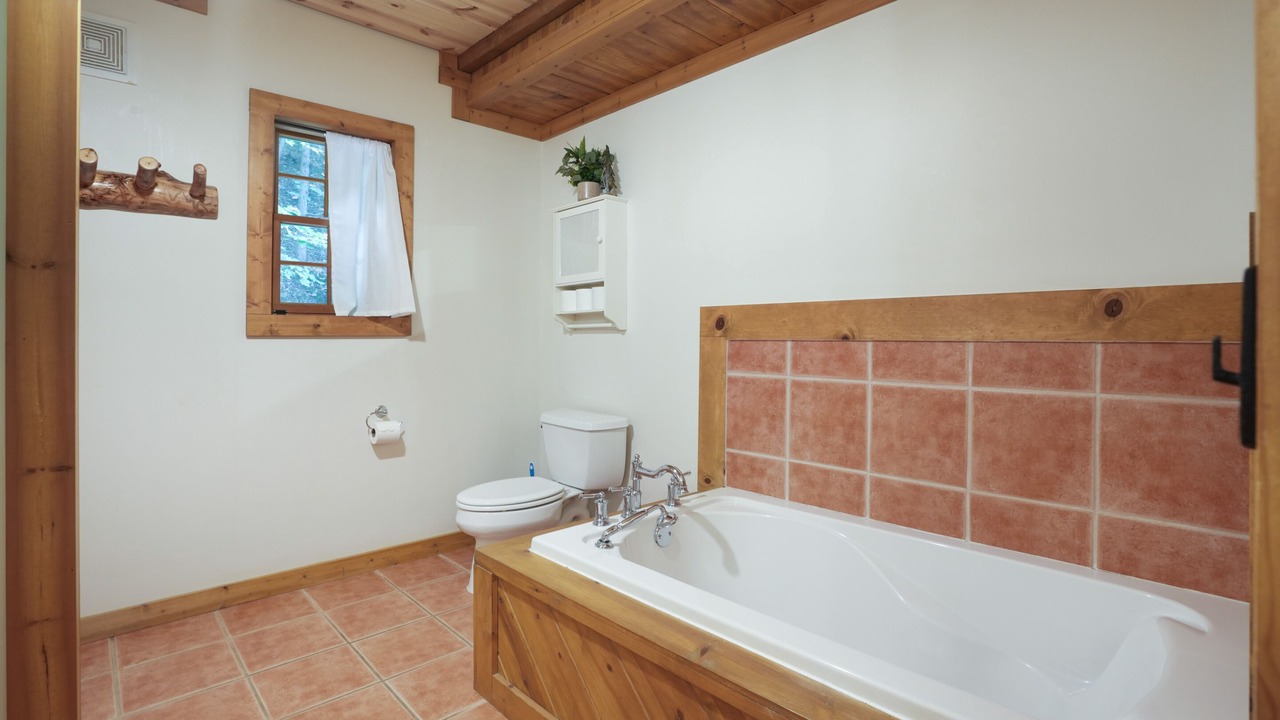 Photo of Bathroom in Rockbridge