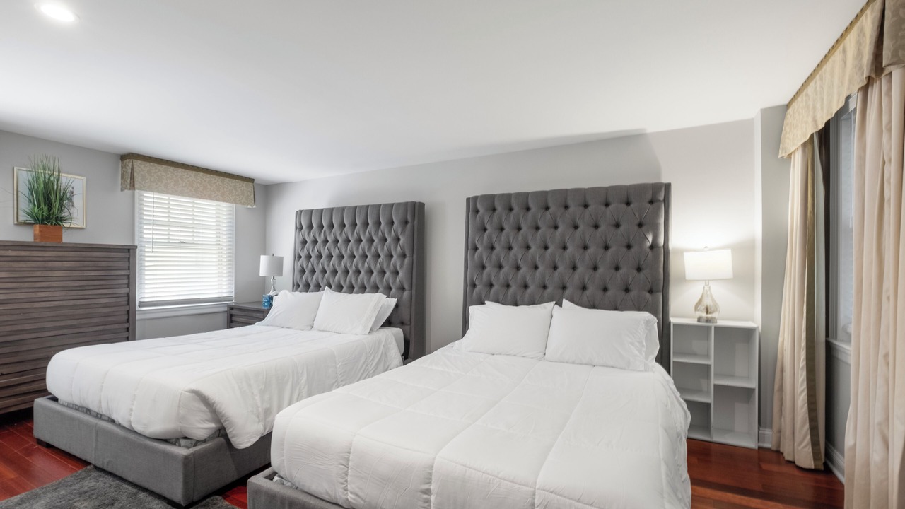 Photo of Bedroom in Rittenhouse Row