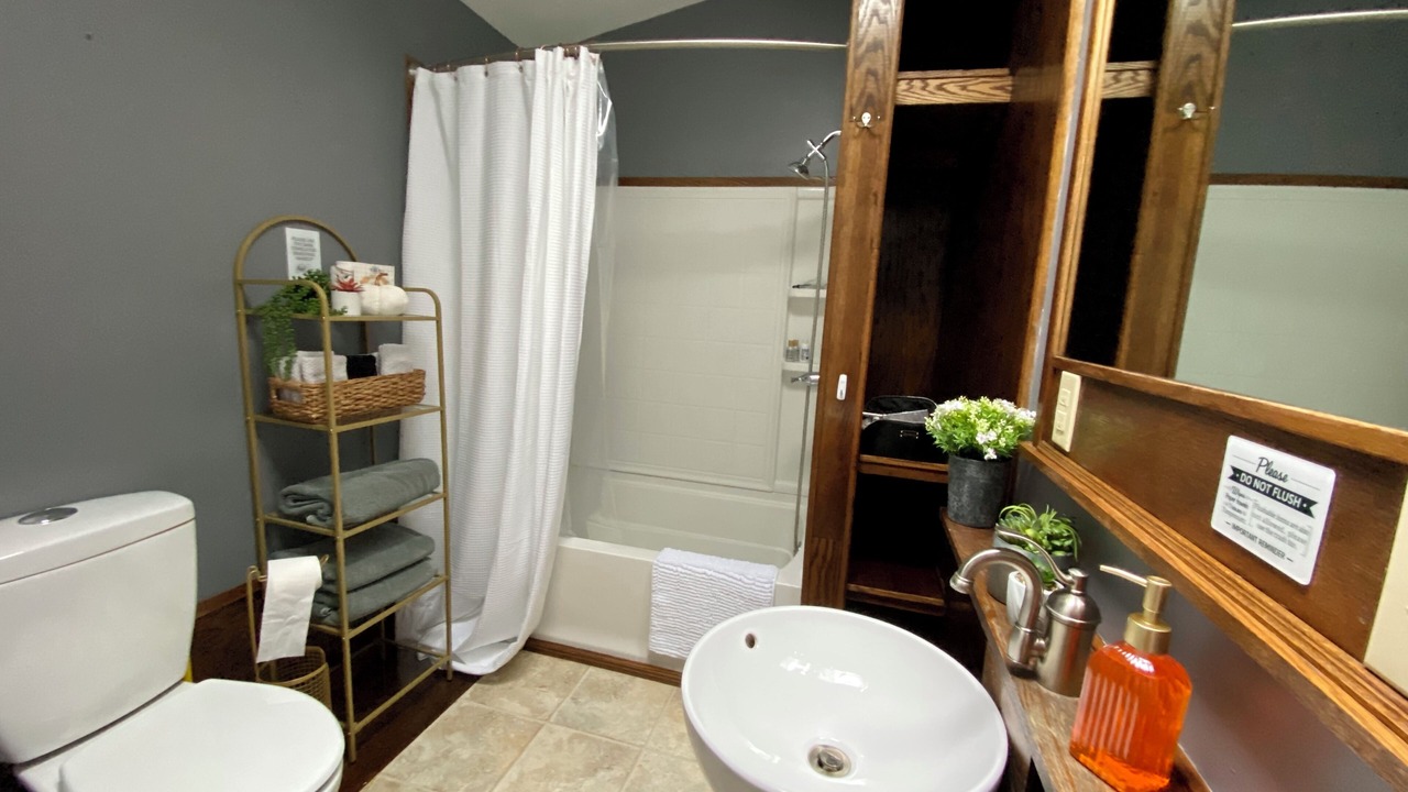 Photo of Bathroom in Pipestem