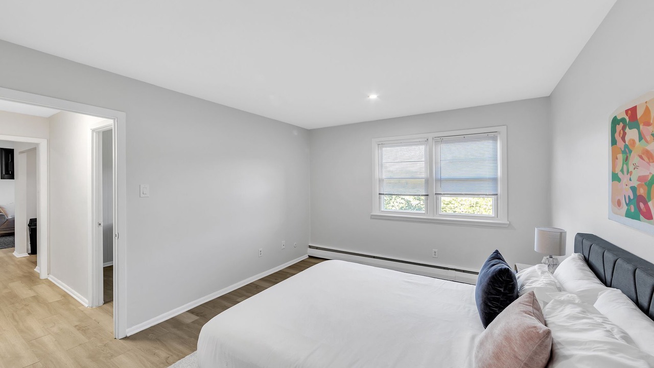 Photo of Bedroom in Newark