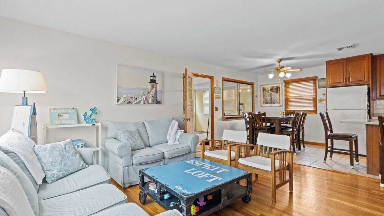 Photo of Livingroom in Normandy Beach