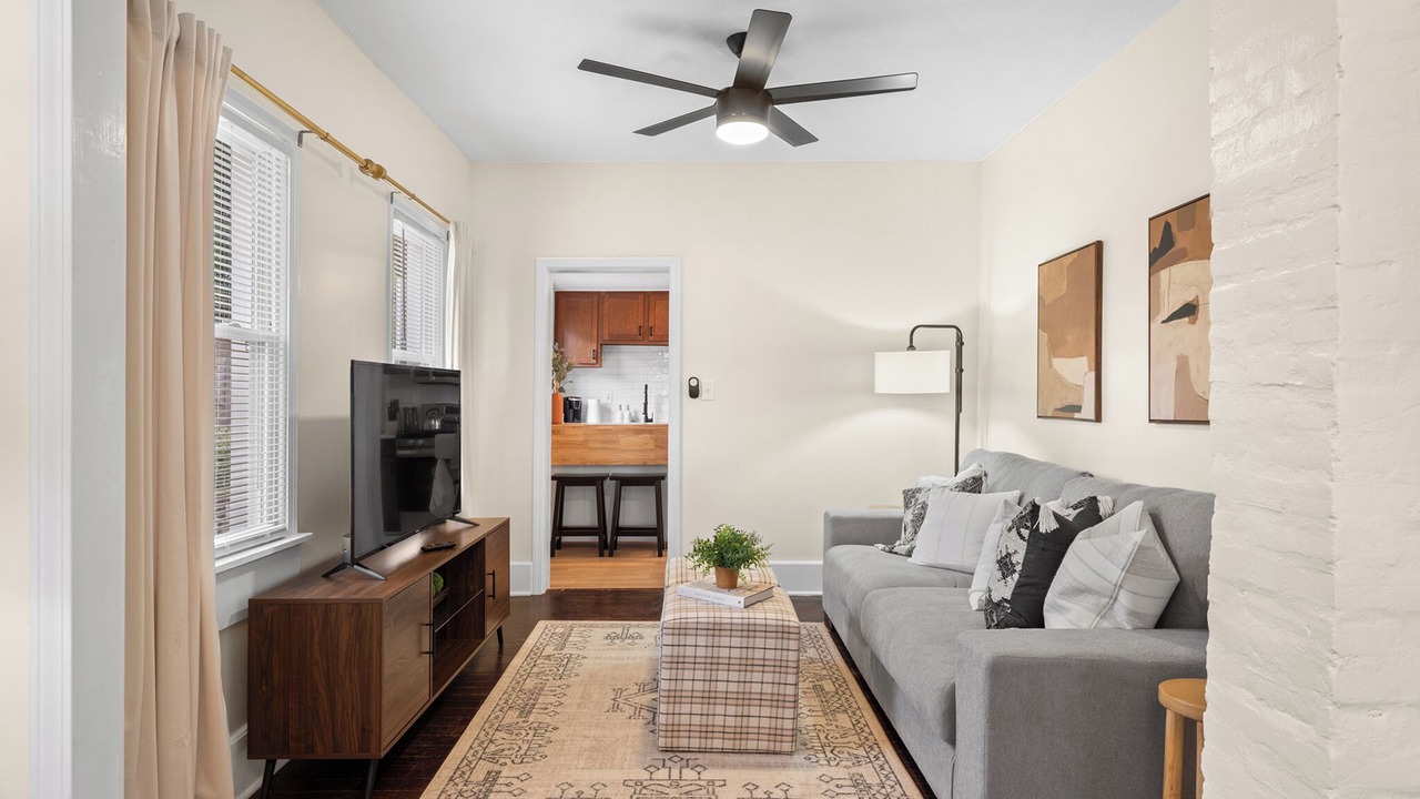 Photo of Livingroom in Ohio City
