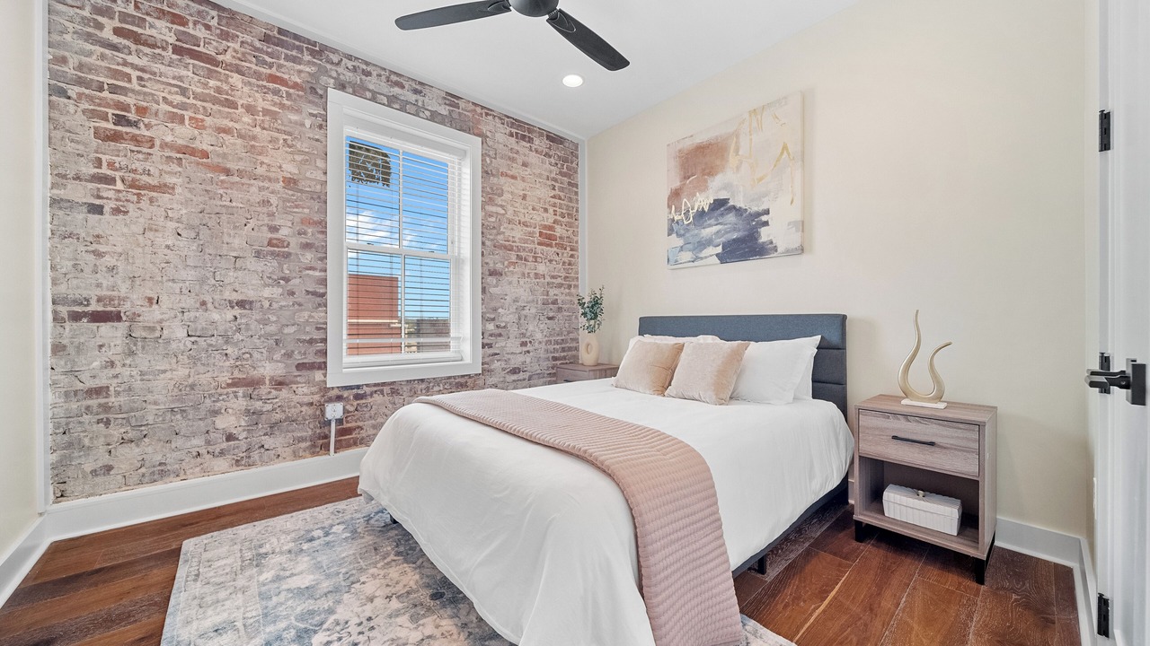 Photo of Bedroom in Downtown Knoxville
