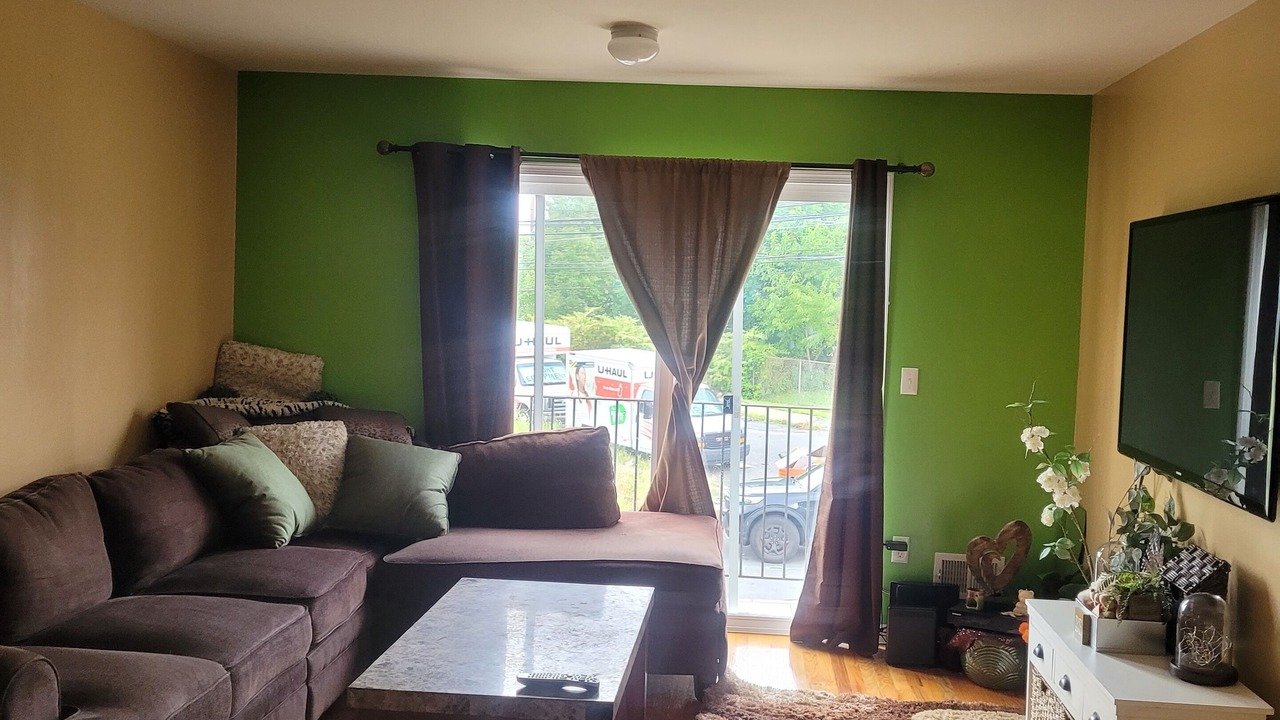 Photo of Livingroom in Weequahic