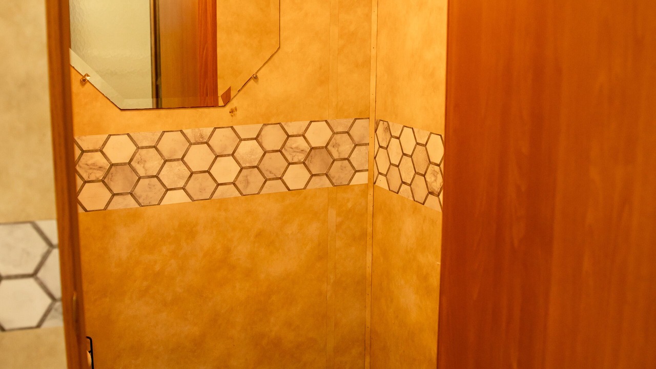 Photo of Bathroom in Winder