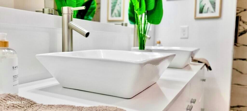 Photo of Bathroom in Roselawn Finance