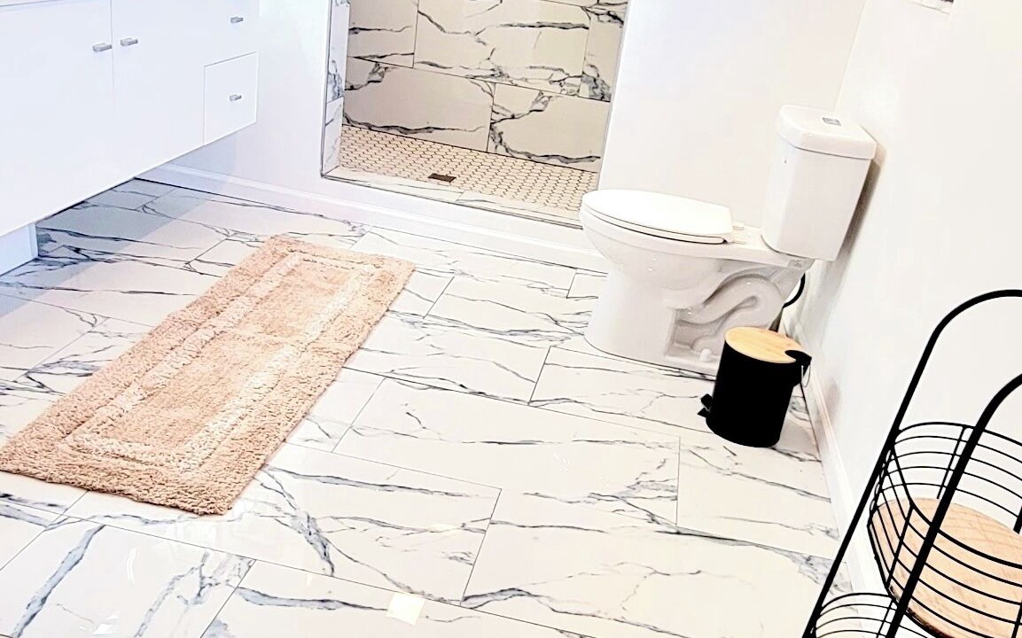 Photo of Bathroom in Roselawn Finance
