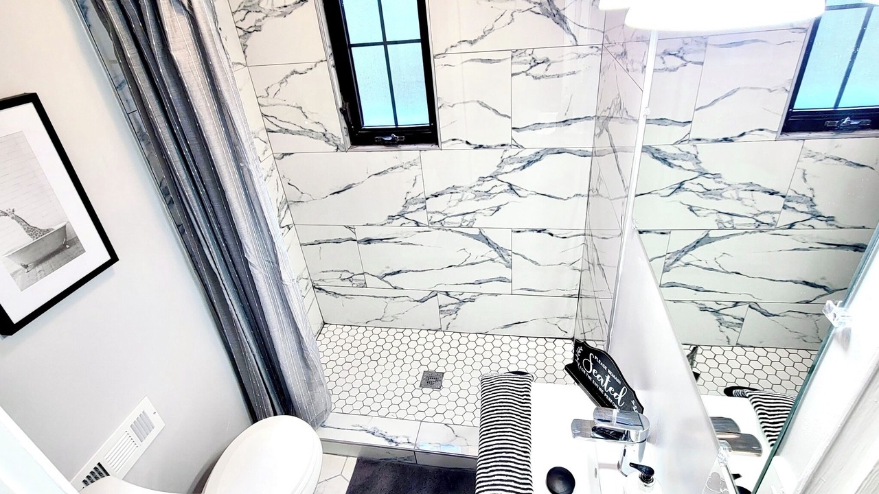 Photo of Bathroom in Roselawn Finance