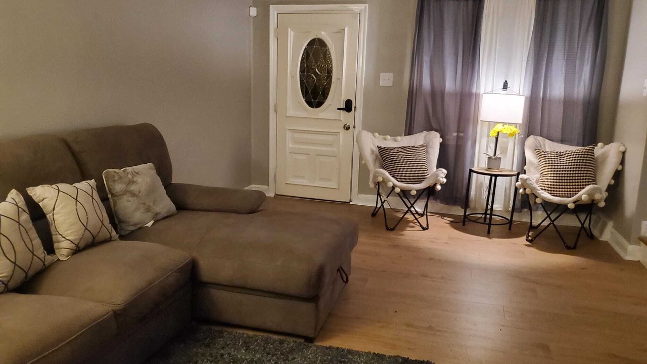Photo of Livingroom in Darby