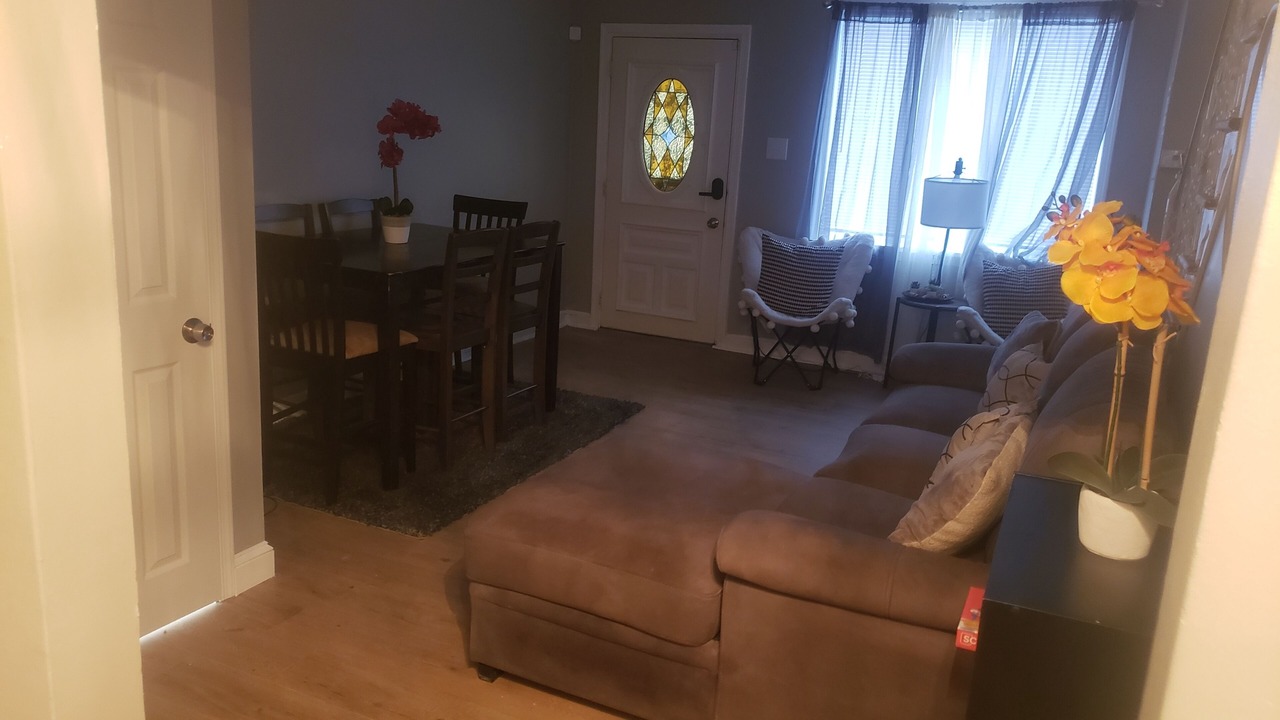 Photo of Livingroom in Darby