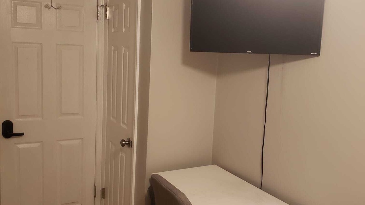 Photo of Bedroom in Darby