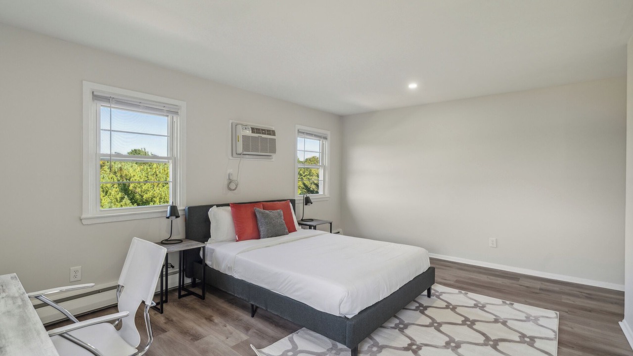 Photo of Bedroom in Newark