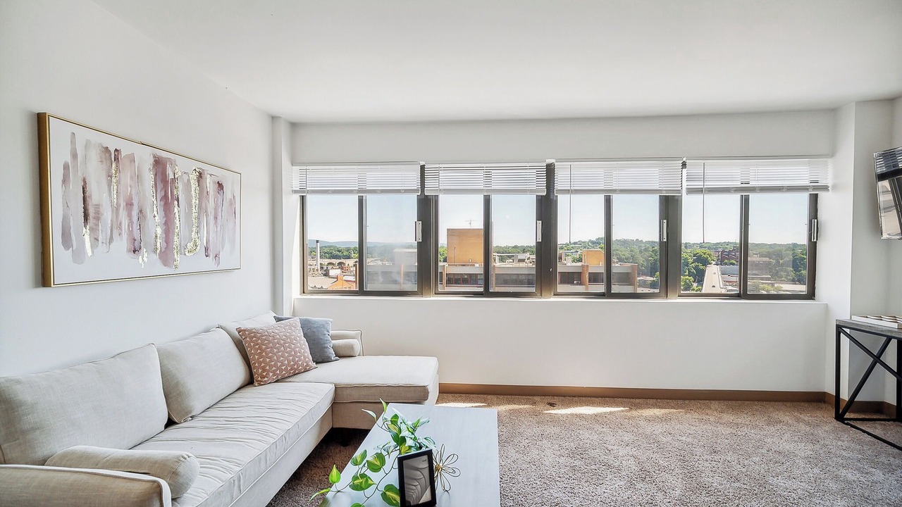 Photo of Livingroom in Downtown Harrisburg