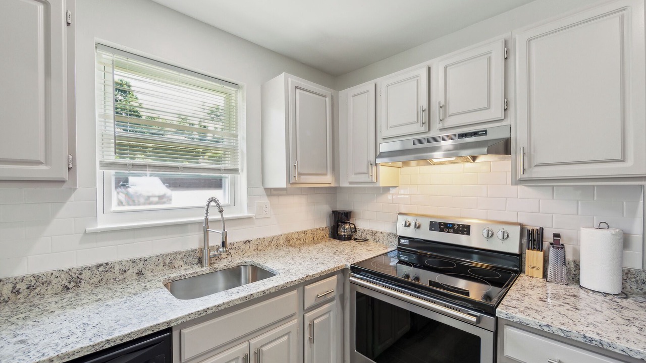 Photo of Kitchen in Newark