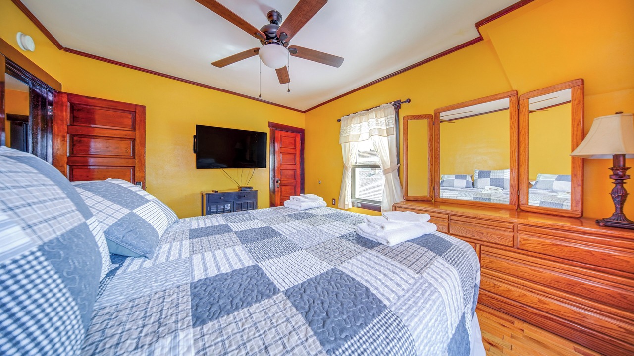 Photo of Bedroom in Erie