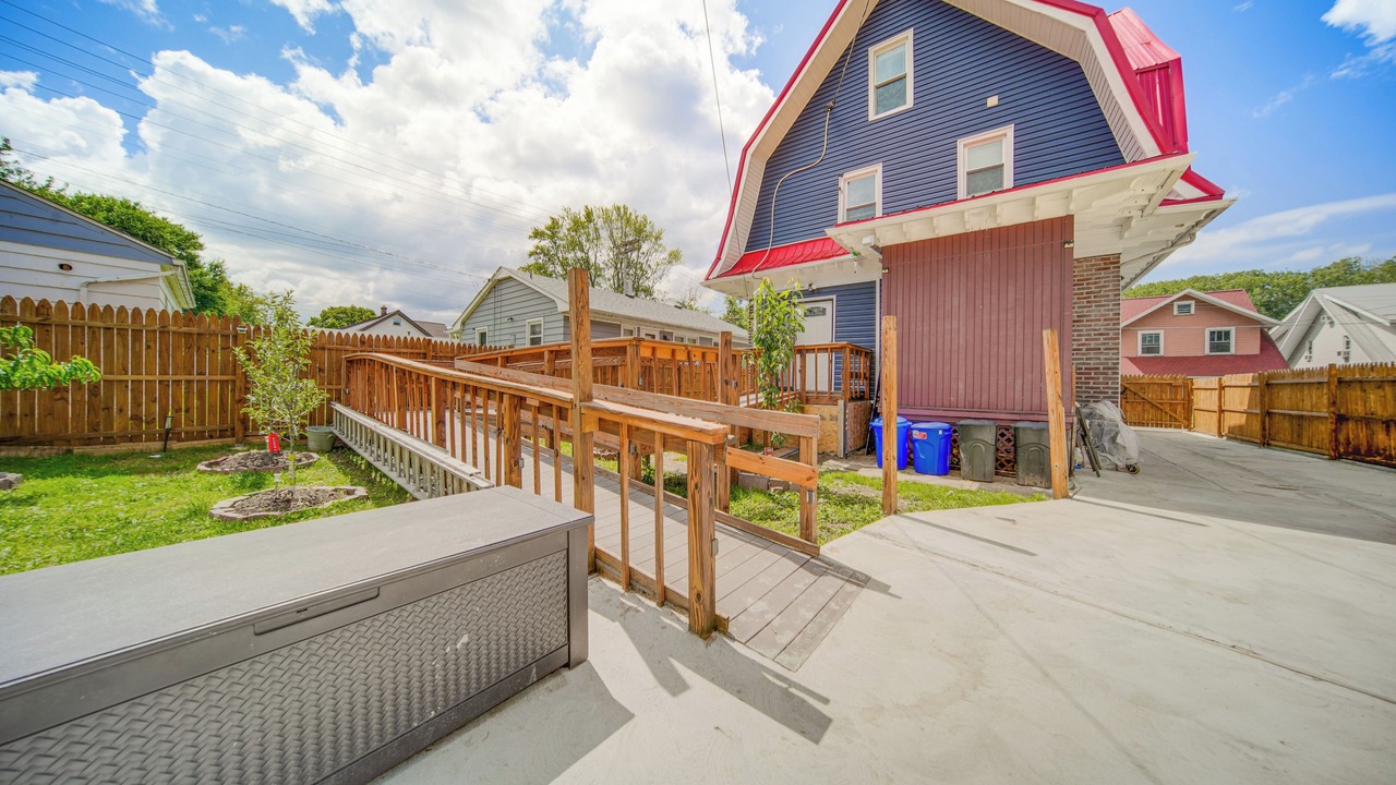 Photo of Patio Balcony in Erie