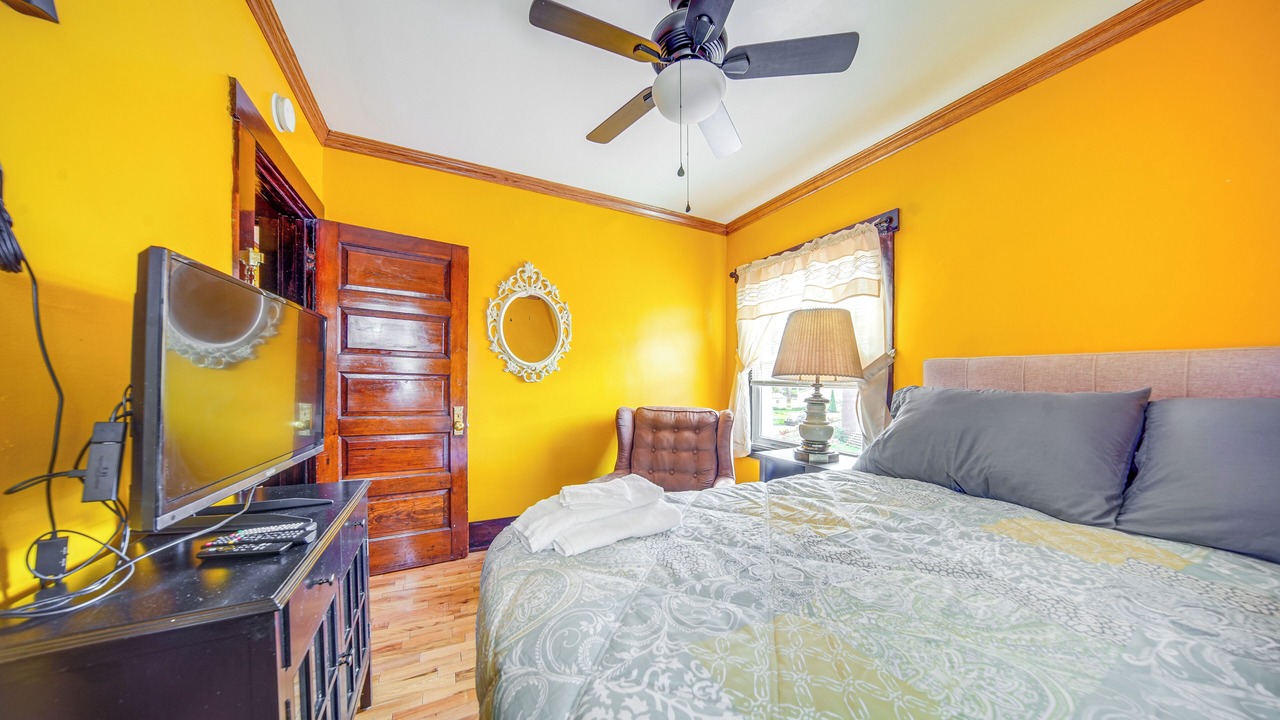 Photo of Bedroom in Erie