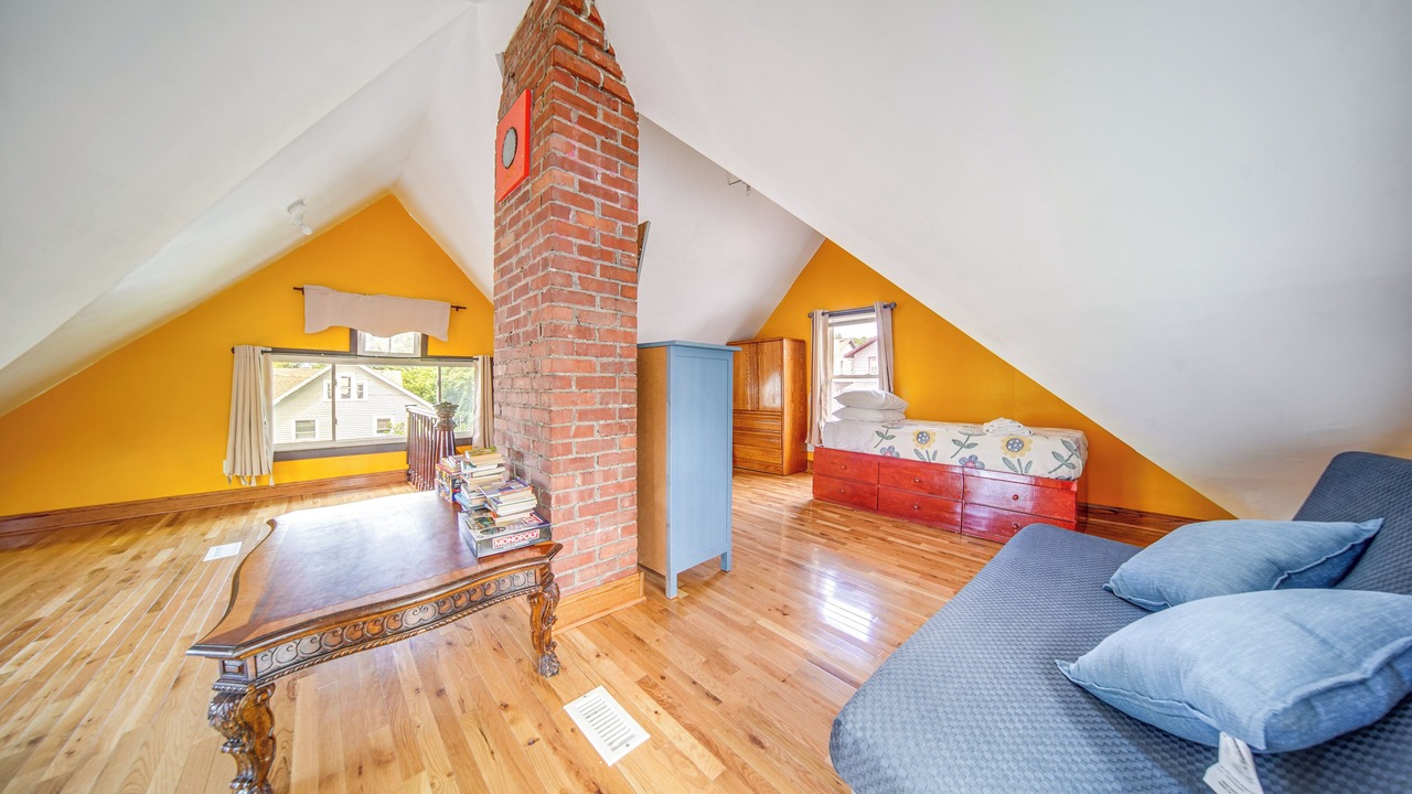 Photo of Bedroom in Erie