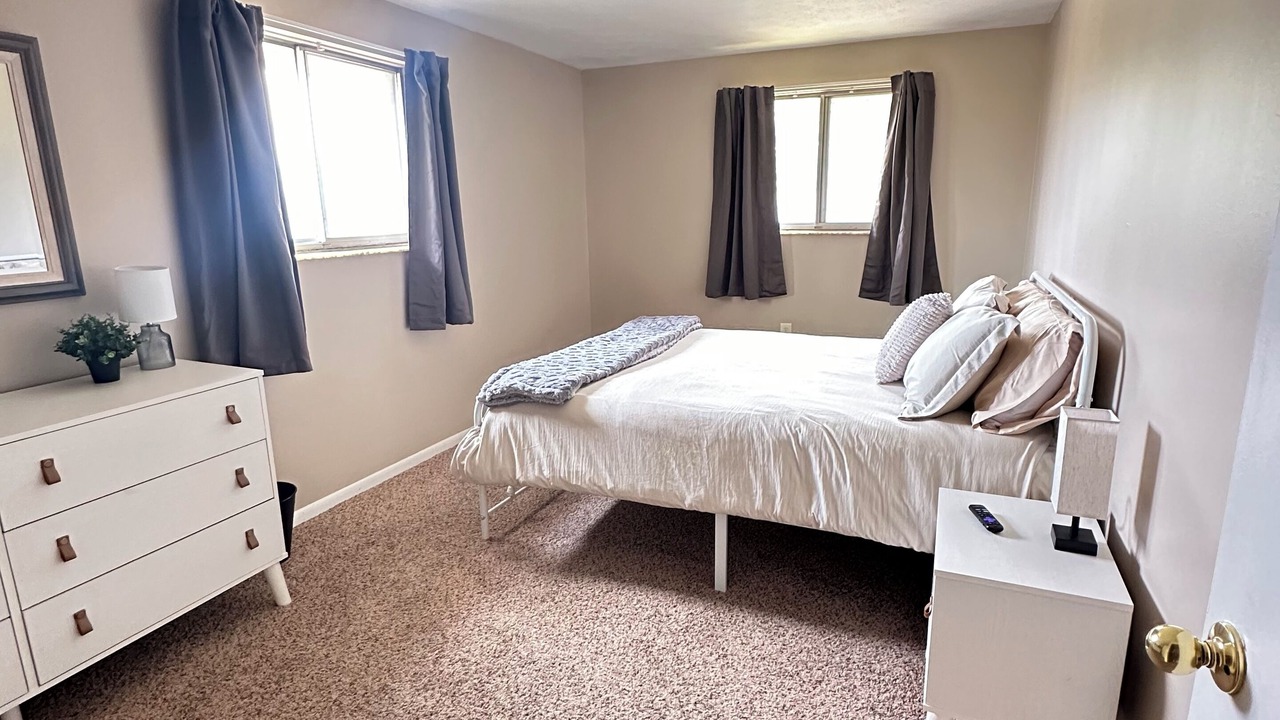 Photo of Bedroom in Massillon