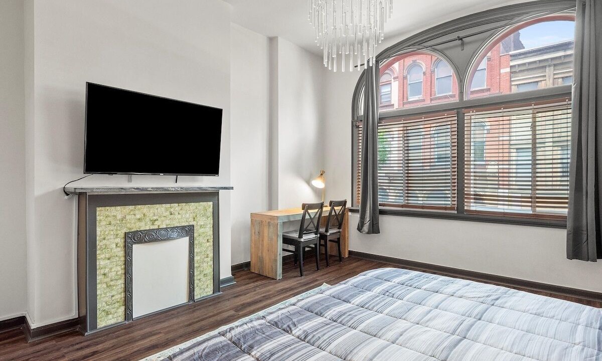 Photo of Bedroom in South Side Slopes