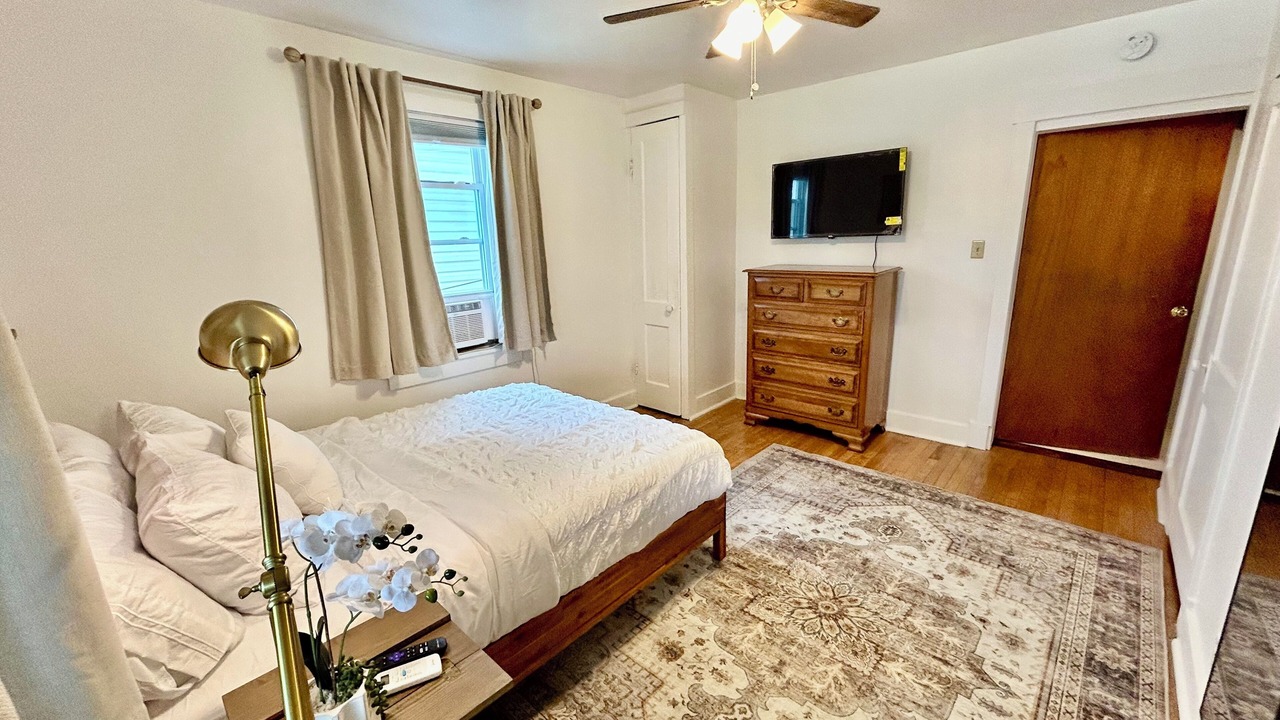 Photo of Bedroom in Greensburg