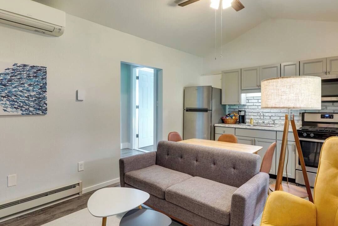 Photo of Livingroom in Wallkill