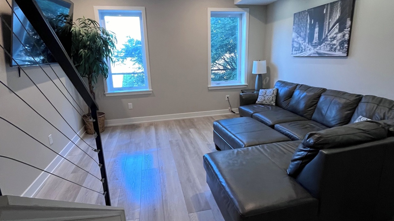 Photo of Livingroom in Gayborhood